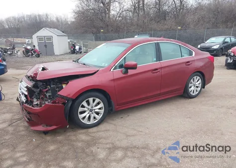 2017 Subaru Legacy 2.5I Premium z USA, uszkodzony, nr VIN 4S3BNAC61H3027699